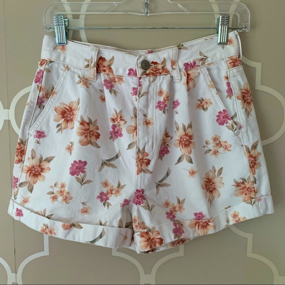 American Eagle High Waist Cuffed Mom Shorts Women's Size 2 Floral Print Denim - Picture 2 of 6